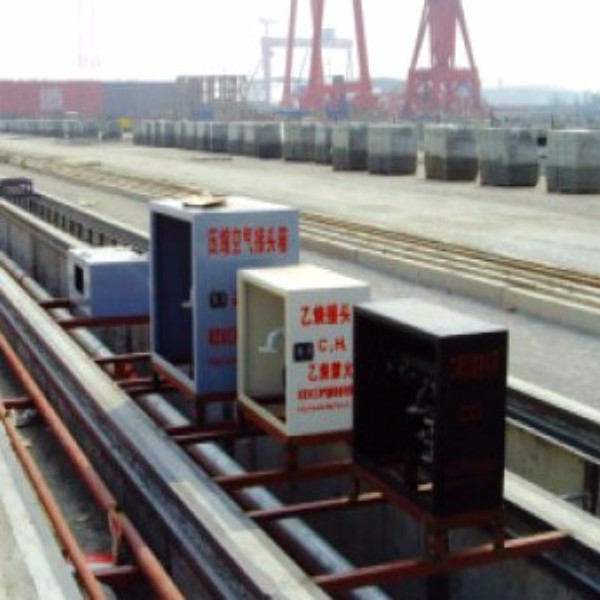 終端氣體接頭箱