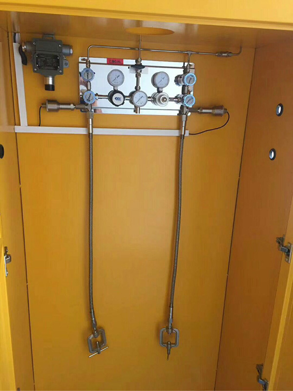 實(shí)驗(yàn)室不銹鋼匯流排